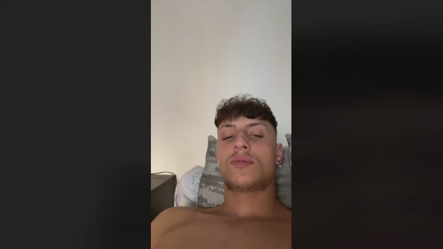 Angeluzzo01  15-07-2022